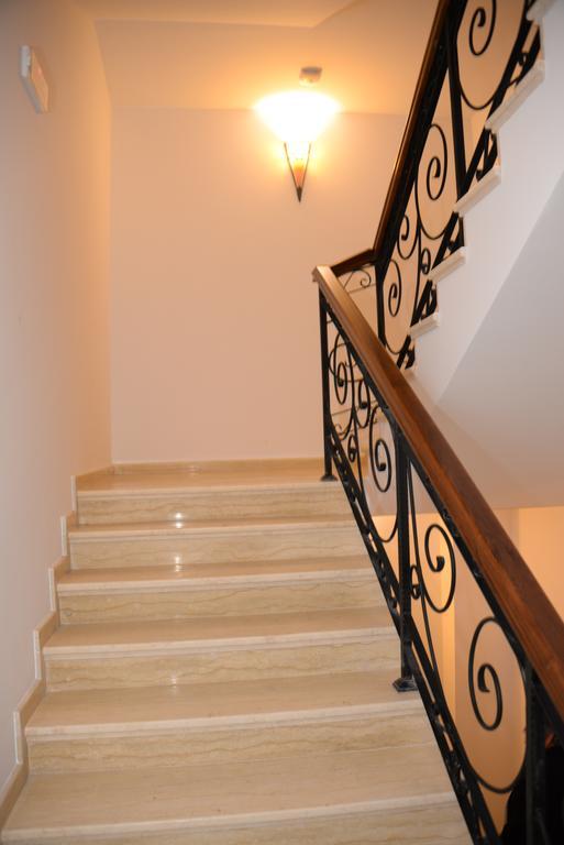 Sinabovite Houses Hotel Badevtsi ภายนอก รูปภาพ