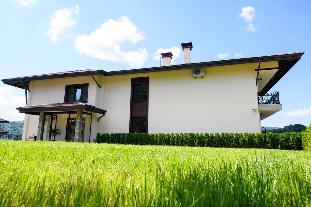 Sinabovite Houses Hotel Badevtsi ภายนอก รูปภาพ